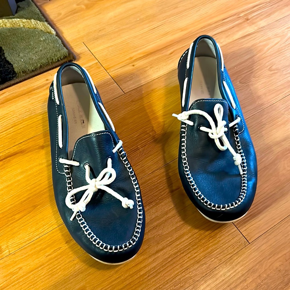 Selling MEN’s blue COLE HAAN shoes, size 10 M, very good shape ,